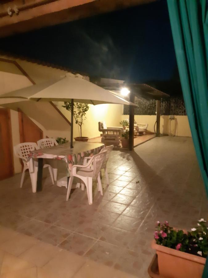 Affittacamere Da Antonella Posada (Sardinia) Exterior foto